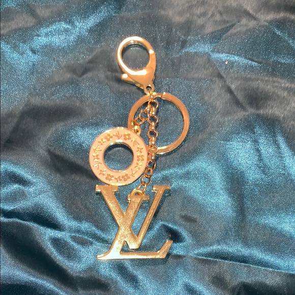 Louis Vuitton Gold Keychain - Picture 1 of 5